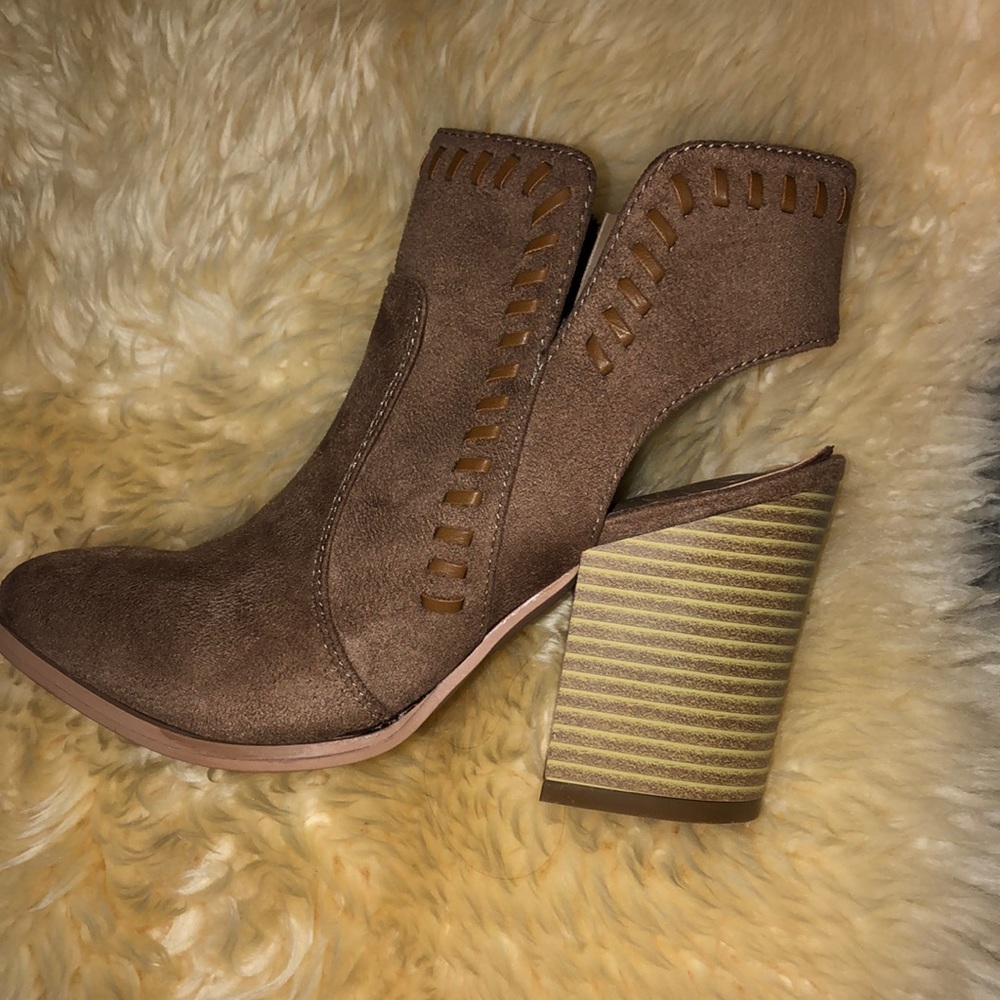 Booties - Picture 2 of 4
